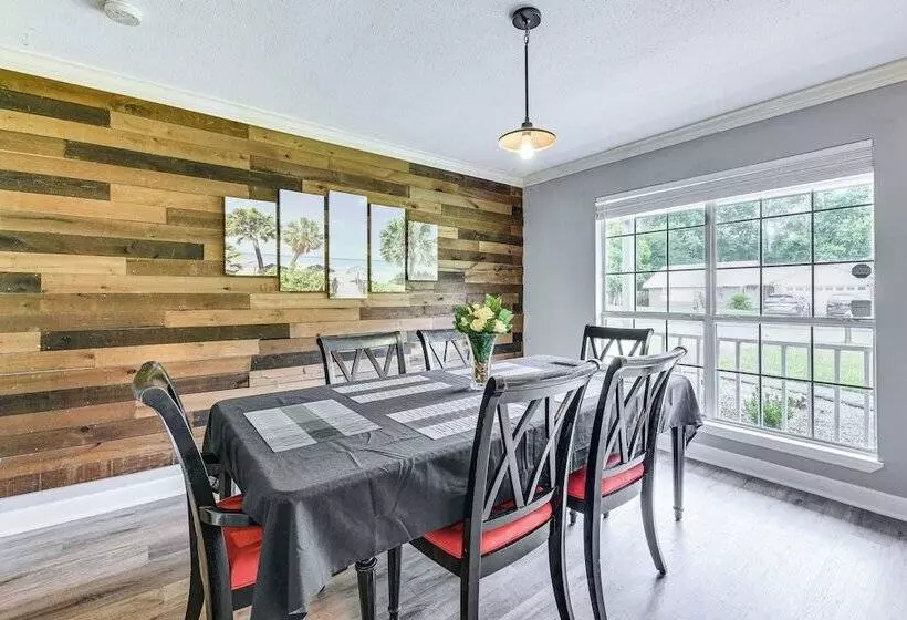 Fort Walton Beach Home W/ Grill: 4 Mi To Beach!