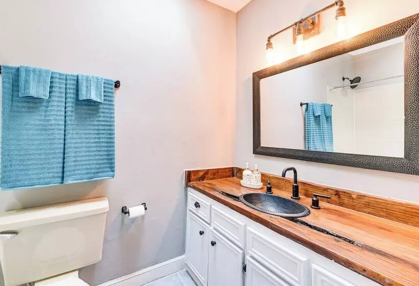 Fort Walton Beach Home W/ Grill: 4 Mi To Beach!