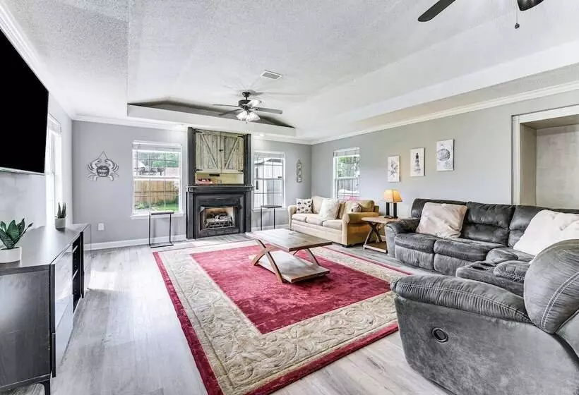 Fort Walton Beach Home W/ Grill: 4 Mi To Beach!