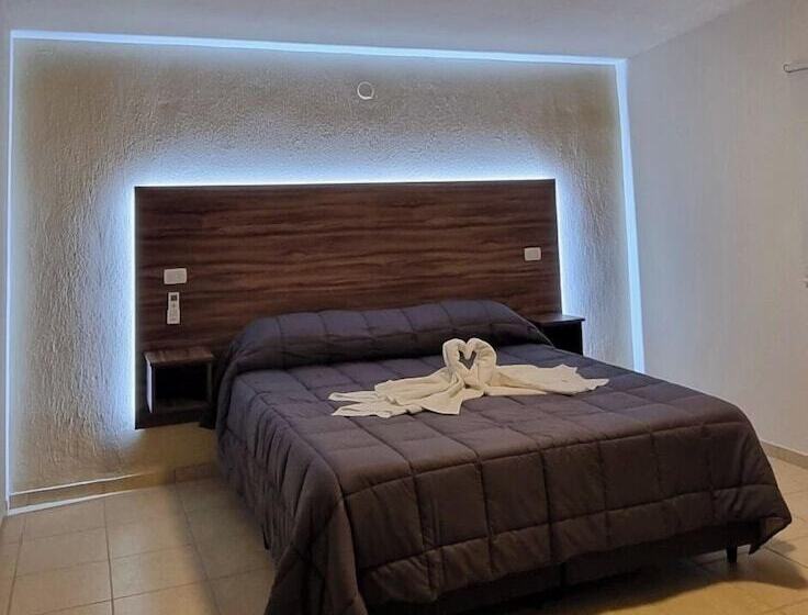 Отель Cable Carril