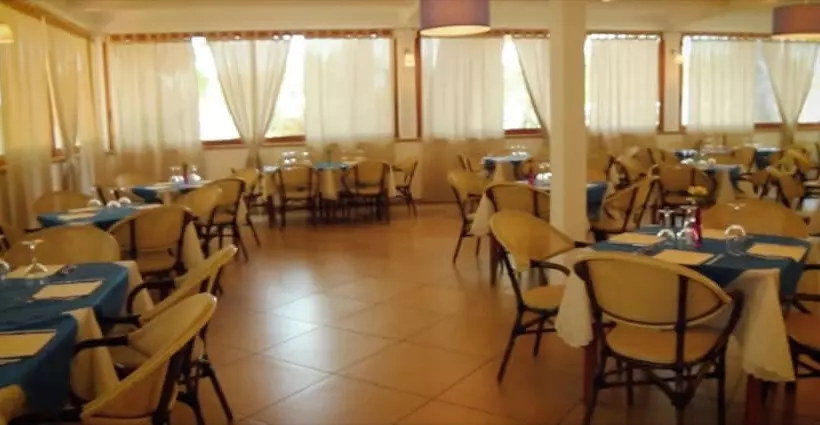 Hotelli Happy Camp Mobile Homes In Camping La Vecchia Torre