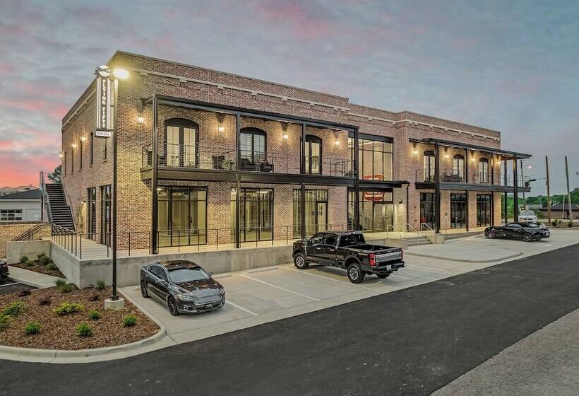 Hotel The Flying Fifty