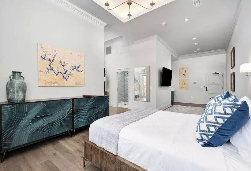 ホテル The Flying Fifty