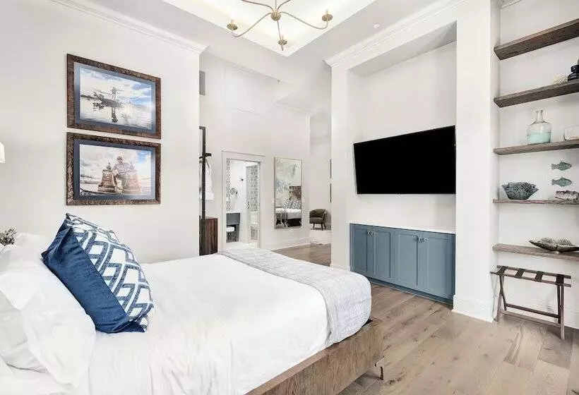 ホテル The Flying Fifty