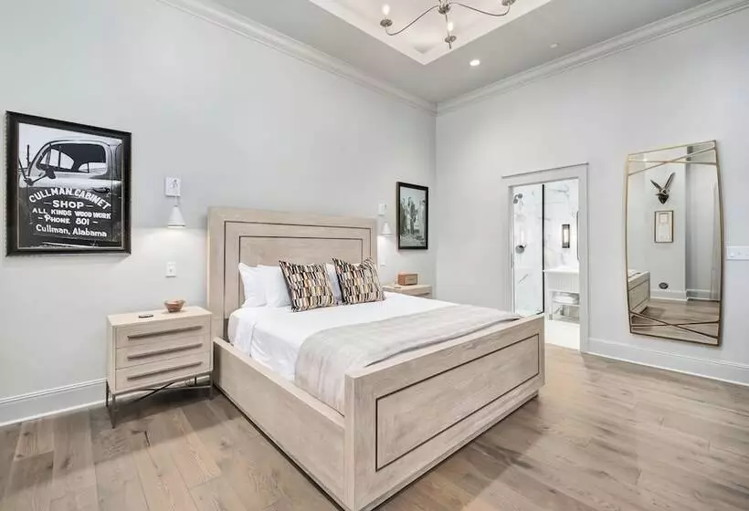 ホテル The Flying Fifty