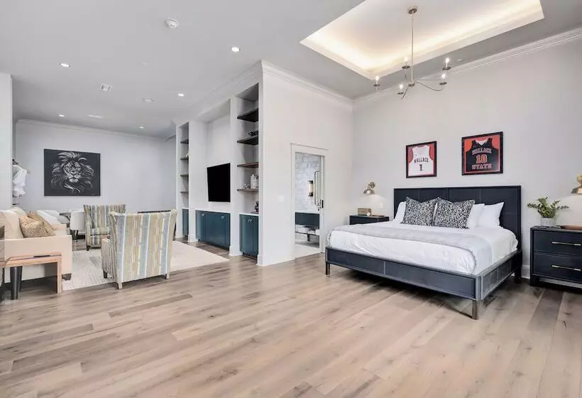 ホテル The Flying Fifty