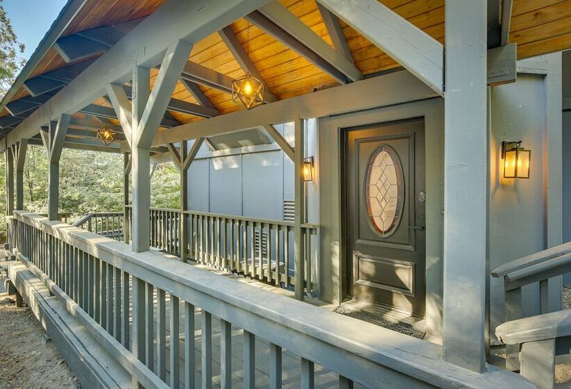 3 Decks, Game Room + Views: Lake Arrowhead Home!