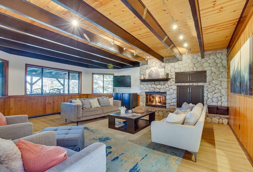 3 Decks, Game Room + Views: Lake Arrowhead Home!