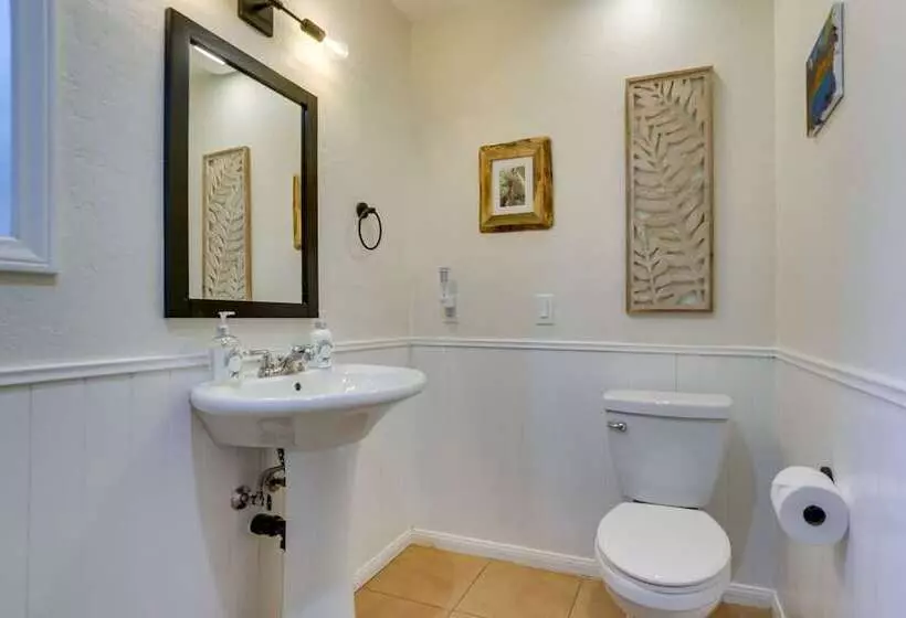 3 Decks, Game Room + Views: Lake Arrowhead Home!