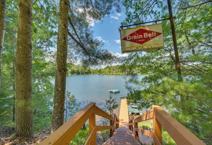 Lakefront Cabin W/ Dock, Fire Pits In Danbury!