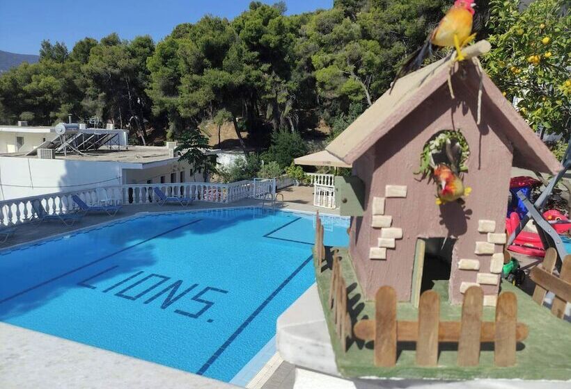 Lions Apartments