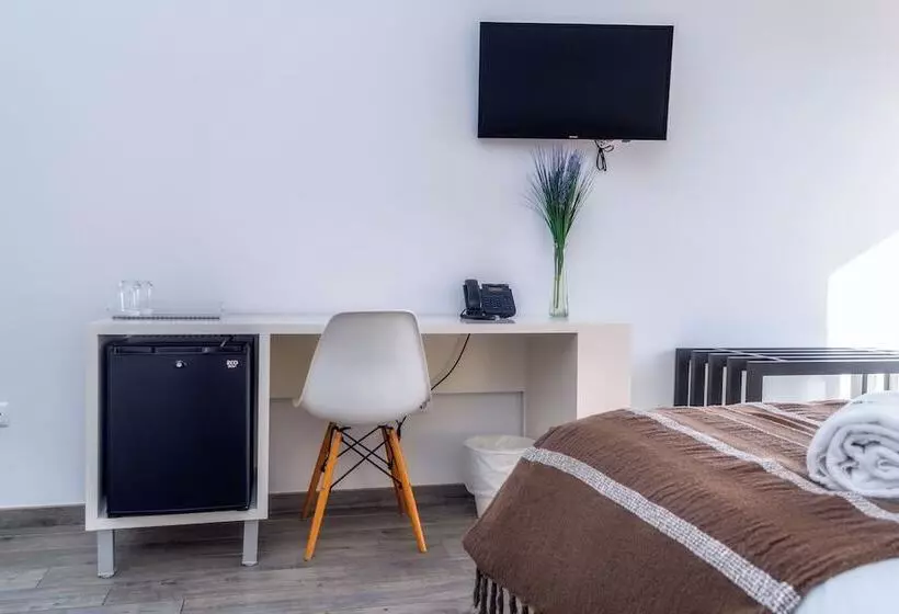 Mercedes Country House