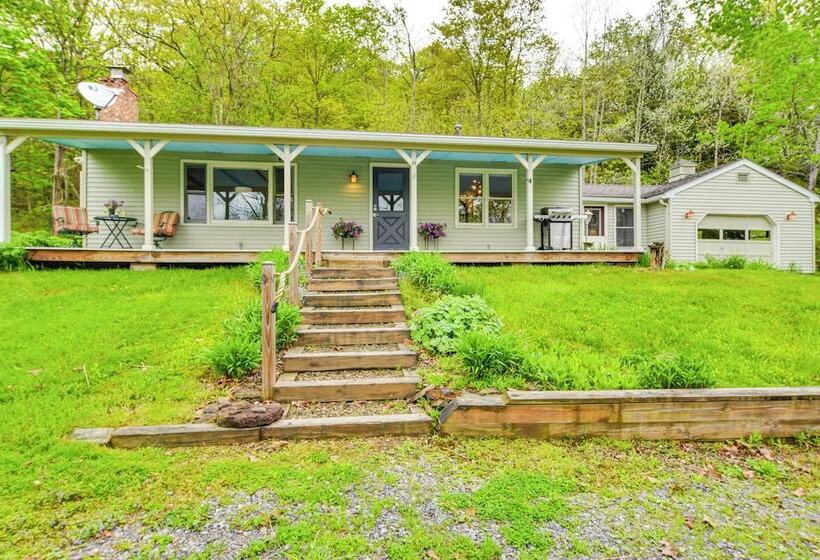 Mountain View Home In Great Valley W/ Large Yard!