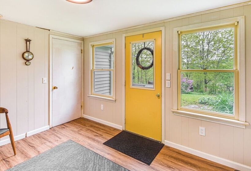 Mountain View Home In Great Valley W/ Large Yard!