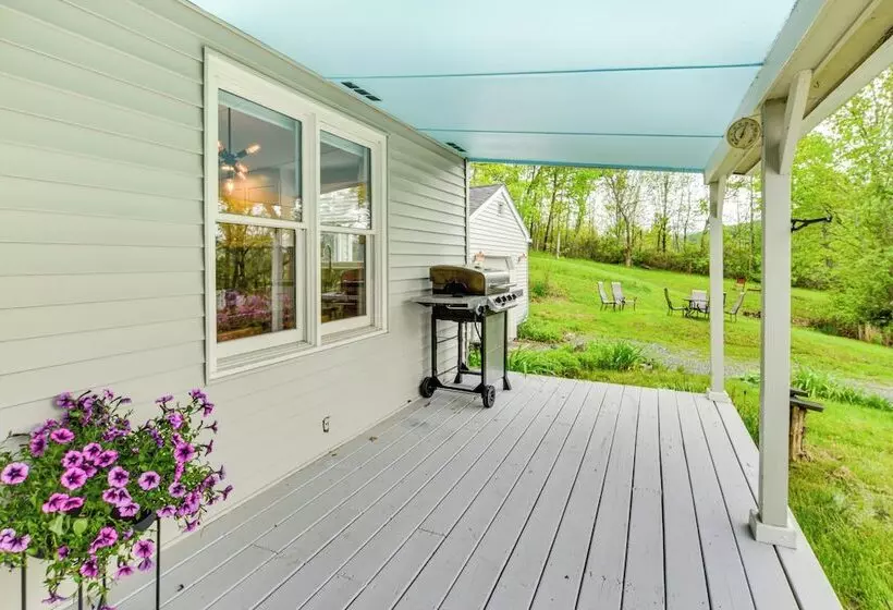 Mountain View Home In Great Valley W/ Large Yard!