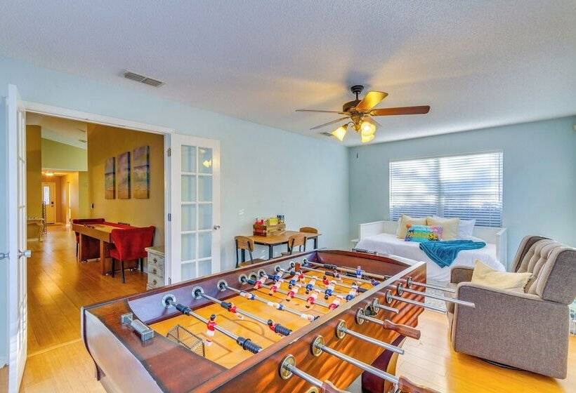 Navarre Home W/ Furnished Patio < 2 Mi To Beach!