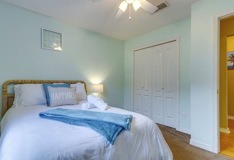 Navarre Home W/ Furnished Patio < 2 Mi To Beach!