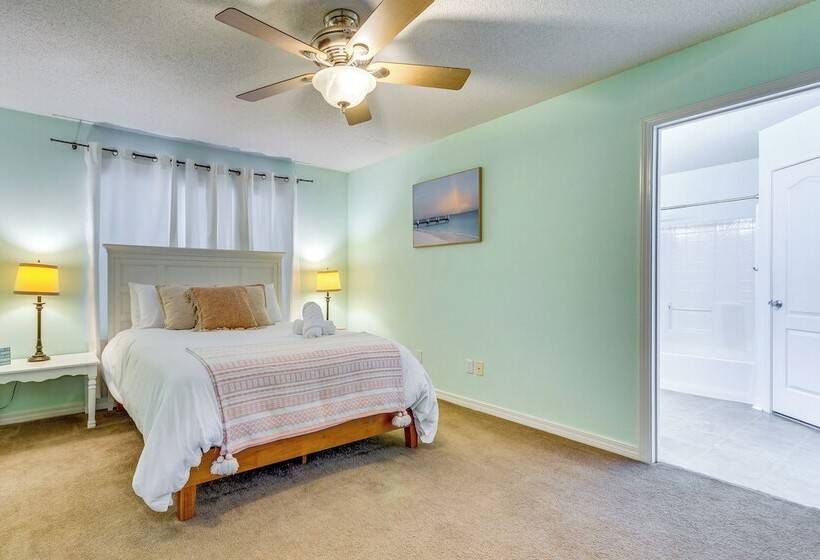 Navarre Home W/ Furnished Patio < 2 Mi To Beach!