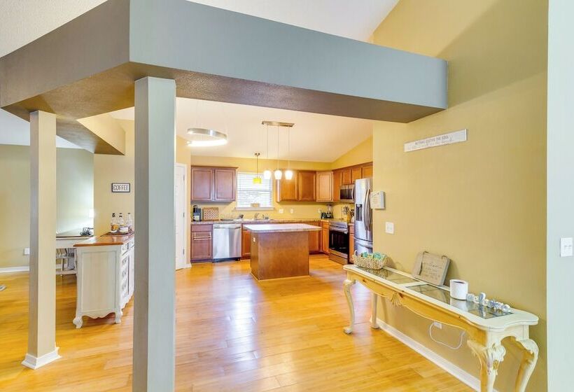 Navarre Home W/ Furnished Patio < 2 Mi To Beach!