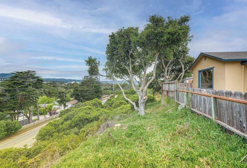 Peaceful Del Rey Oaks Retreat: 2 Mi To Beaches!