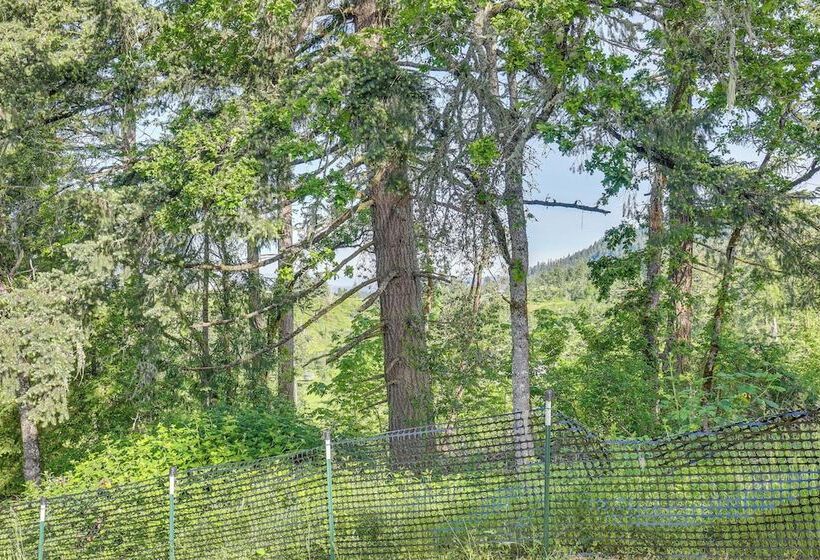 Peaceful Eugene Country Cottage W/ Mountain Views