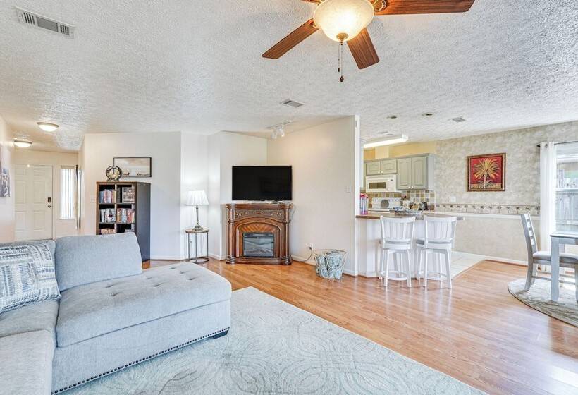 Peaceful Panama City Home W/ Fenced Backyard!