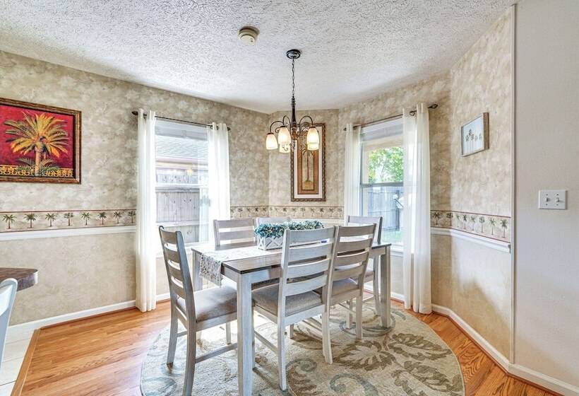 Peaceful Panama City Home W/ Fenced Backyard!