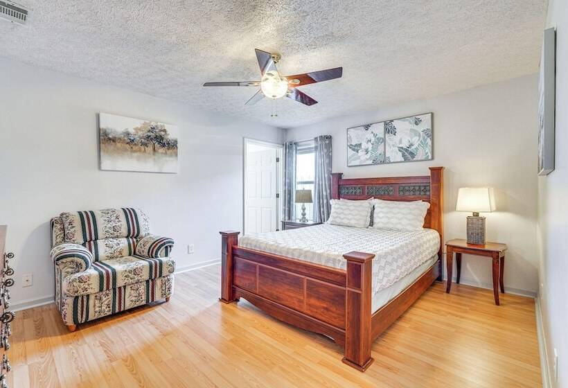 Peaceful Panama City Home W/ Fenced Backyard!