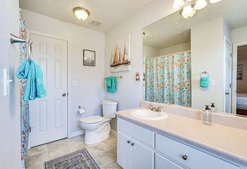 Peaceful Panama City Home W/ Fenced Backyard!