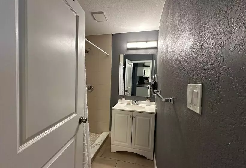 Majatalo Gran Casa Para 8 Cerca De Atraciones