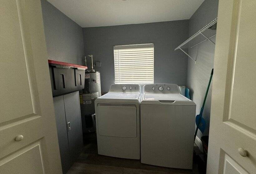 Pensjonat Gran Casa Para 8 Cerca De Atraciones