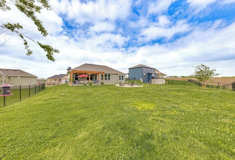 Platte City Retreat W/ Patio, Near Kansas City!