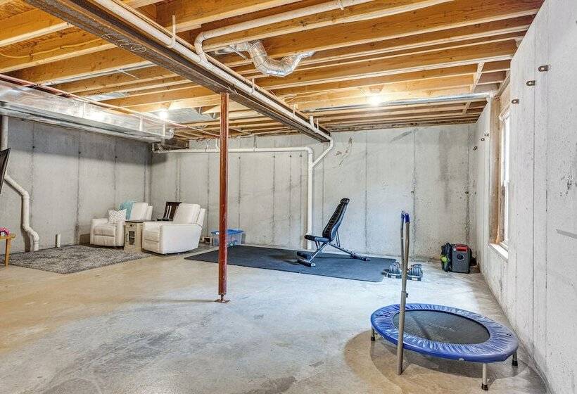 Platte City Retreat W/ Patio, Near Kansas City!