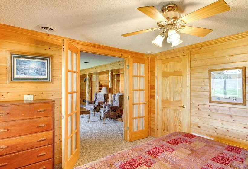 Private Lakefront Emily Home W/ Yard & Fire Pit!