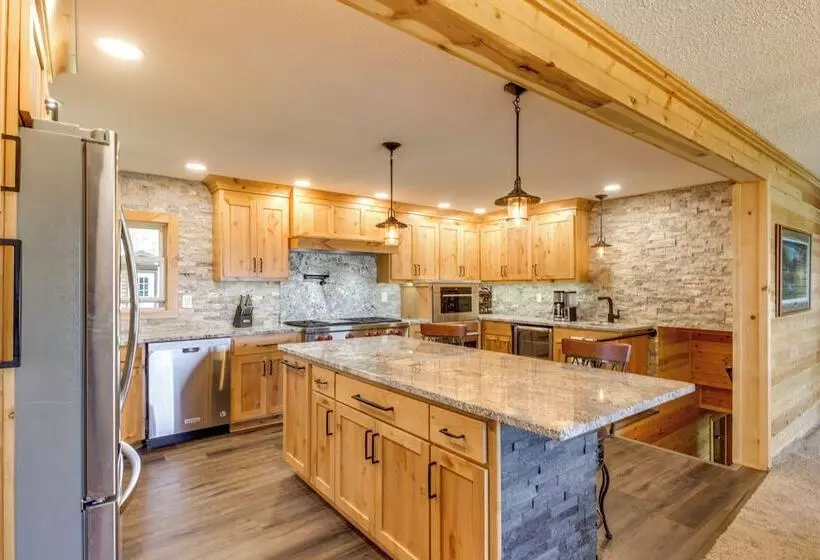 Private Lakefront Emily Home W/ Yard & Fire Pit!