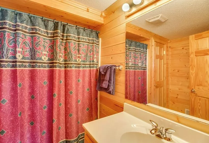 Private Lakefront Emily Home W/ Yard & Fire Pit!