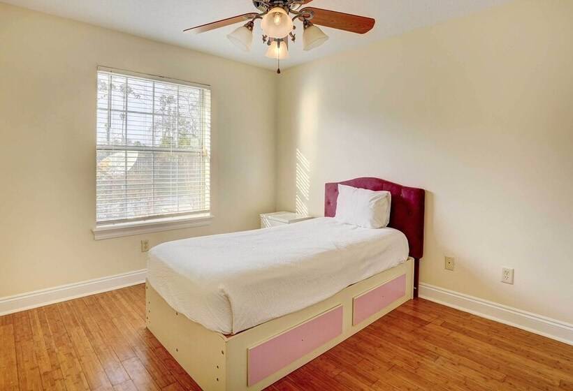 Quiet Panama City Home   4 Mi To Downtown!