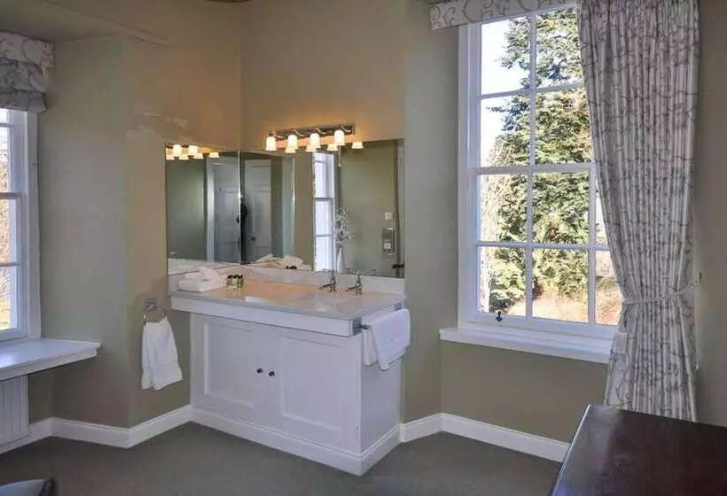 Residenssi Charming 10 Bed House In Blairgowrie