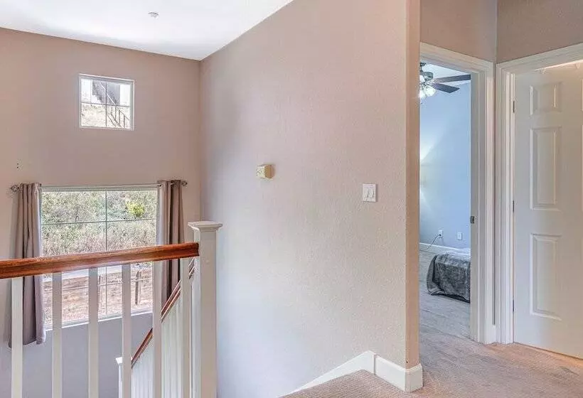 Spacious Bay Point Family Home W/ Private Yard!