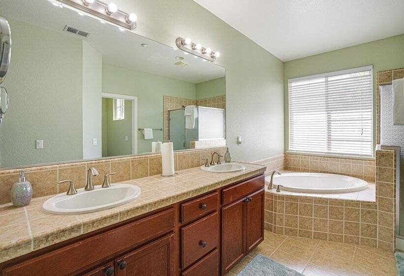 Spacious Bay Point Family Home W/ Private Yard!