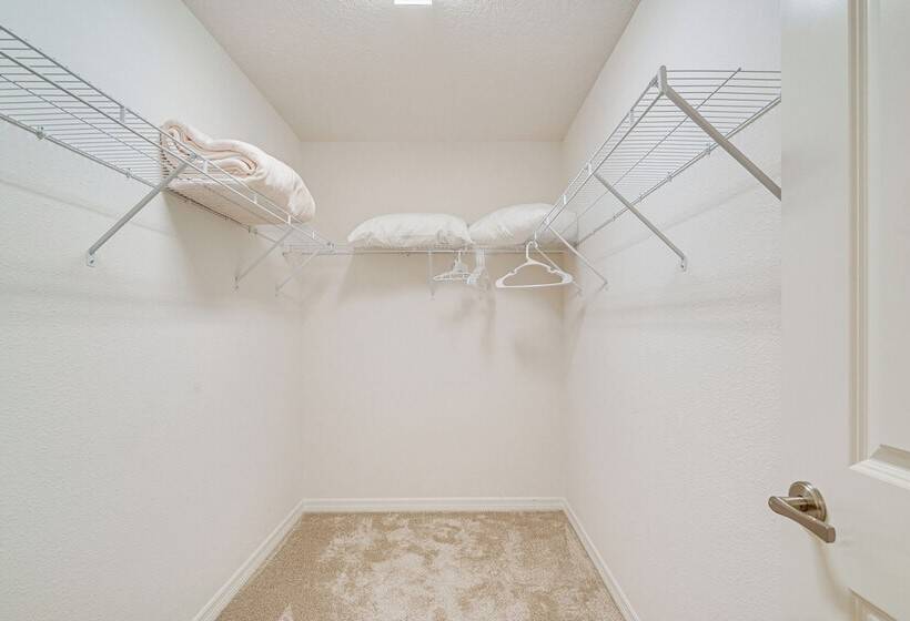 Furnished Lanai & Golf Cart: The Villages Home!