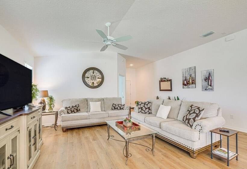 Furnished Lanai & Golf Cart: The Villages Home!