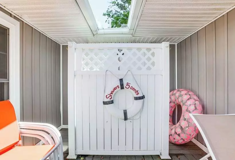 Waterfront Maryland Retreat W/ Dock & Bay View!