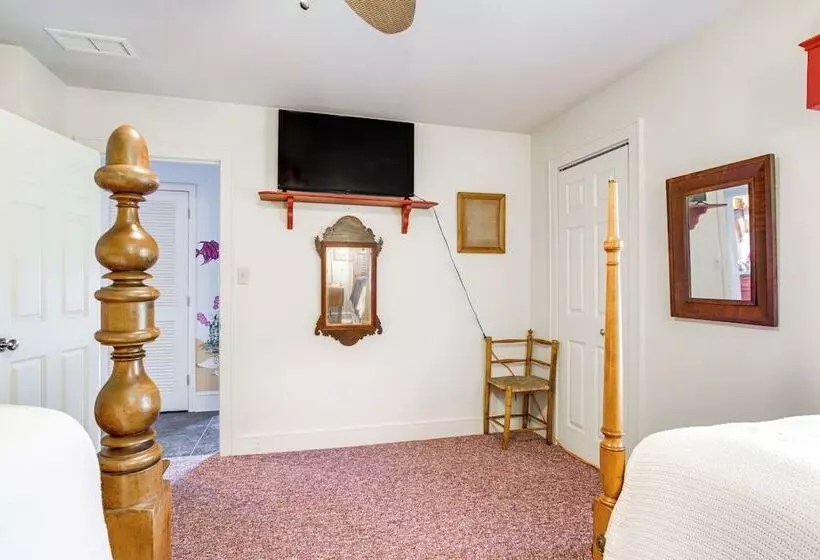 Waterfront Maryland Retreat W/ Dock & Bay View!