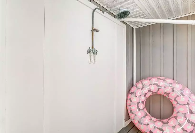 Waterfront Maryland Retreat W/ Dock & Bay View!