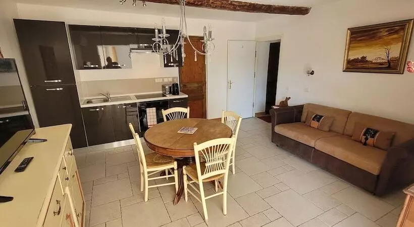 Apparthôtel De 45 M2 Baigné De Lumière