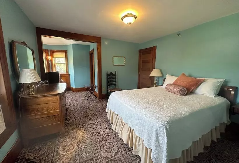 Aamiaismajoitus (B&B) Meredith Inn