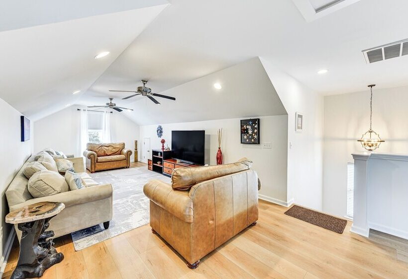 Charming Bluffton Home W/ Yard ~ 3 Mi To Beaches!