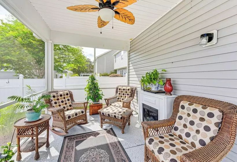 Charming Bluffton Home W/ Yard ~ 3 Mi To Beaches!