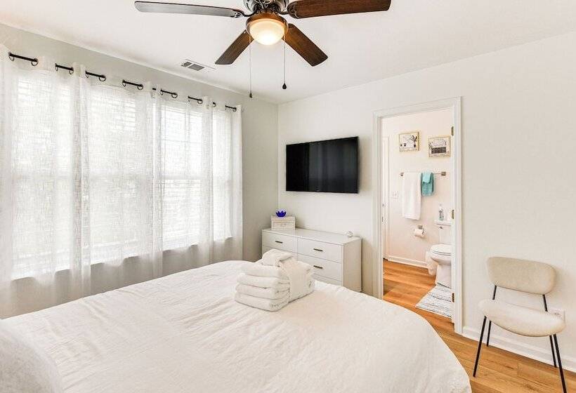 Charming Bluffton Home W/ Yard ~ 3 Mi To Beaches!